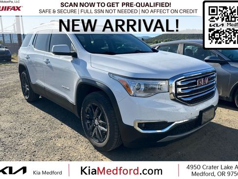 Used 2019 GMC Acadia SLT AWD/4WD image 1
