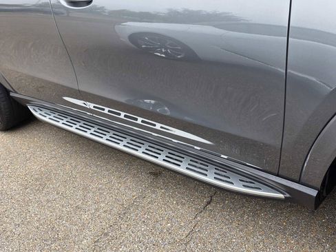 Certified 2025 Mercedes-Benz GLS 450 4MATIC image 5