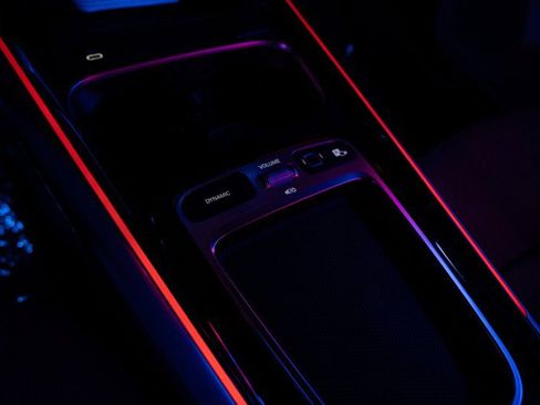 Certified 2025 Mercedes-Benz GLA 250 image 29