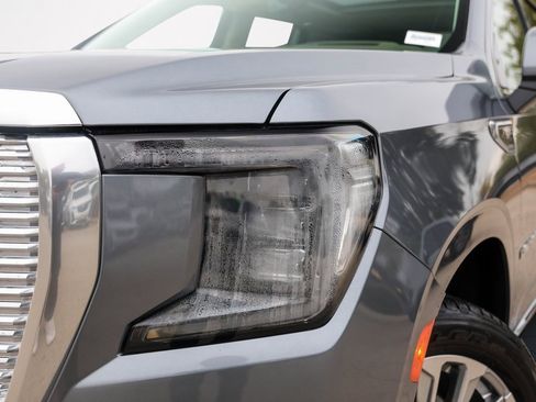 Certified 2022 GMC Yukon Denali w/ Denali Premium Package image 2