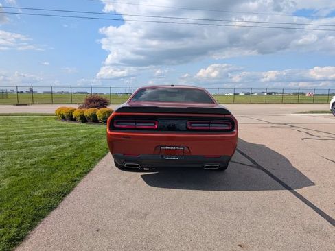 Used 2020 Dodge Challenger SXT w/ Blacktop Package RWD image 6