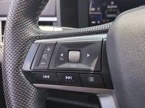 Used 2023 Mitsubishi Outlander SEL FWD image 19