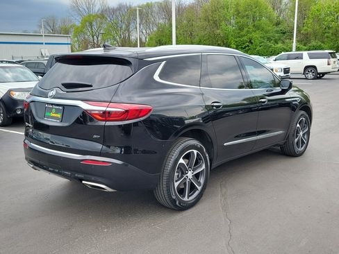 Used 2021 Buick Enclave Essence w/ Sport Touring Edition image 4