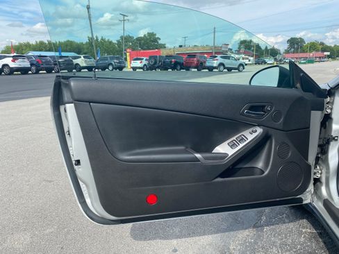 Used 2007 Pontiac G6 GT w/ Sport Package FWD image 9