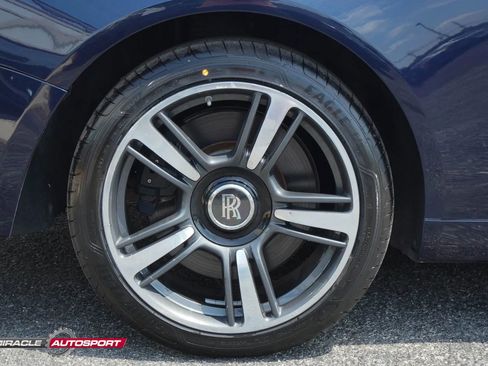 Used 2015 Rolls-Royce Wraith image 10