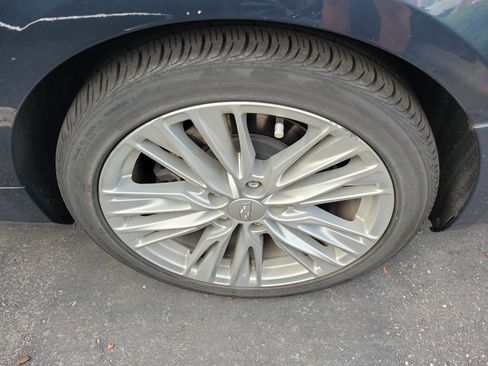 Used 2021 Cadillac CT4 Premium Luxury RWD image 5