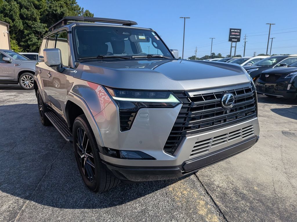 Used 2024 Lexus GX 550 w/ Accessory Package (31) AWD/4WD image 5