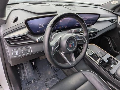 Used 2025 Buick Enclave Avenir w/ Super Cruise Package image 10