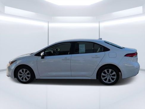 Used 2024 Toyota Corolla LE FWD image 6