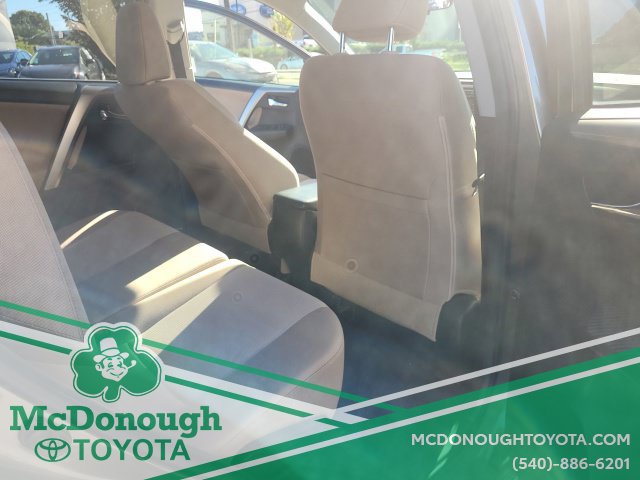 Used 2015 Toyota RAV4 XLE AWD/4WD image 17