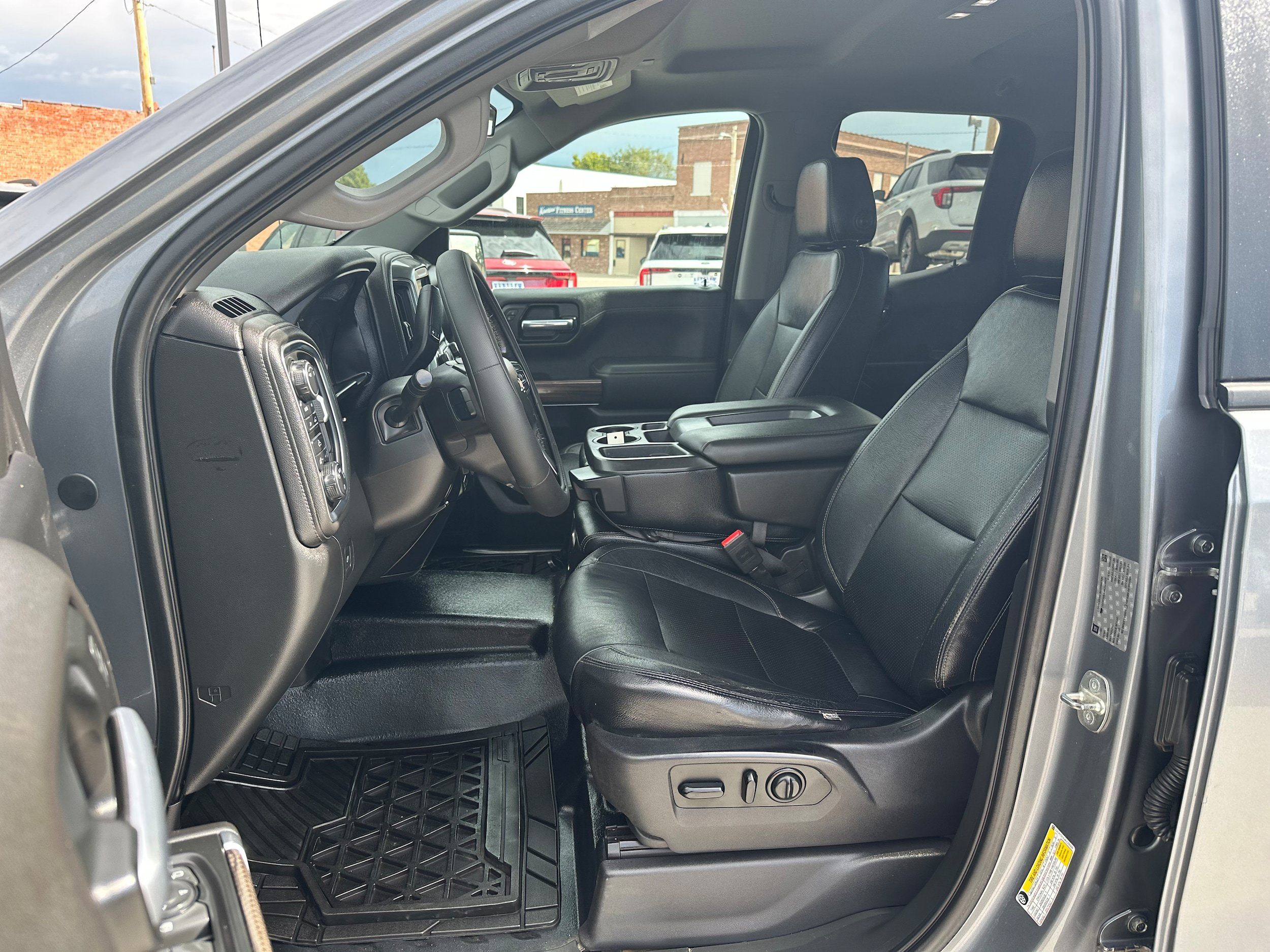 Used 2019 Chevrolet Silverado 1500 LT w/ All-Star Edition AWD/4WD image 11