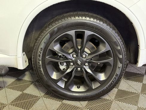 Used 2024 Dodge Durango GT AWD/4WD image 5