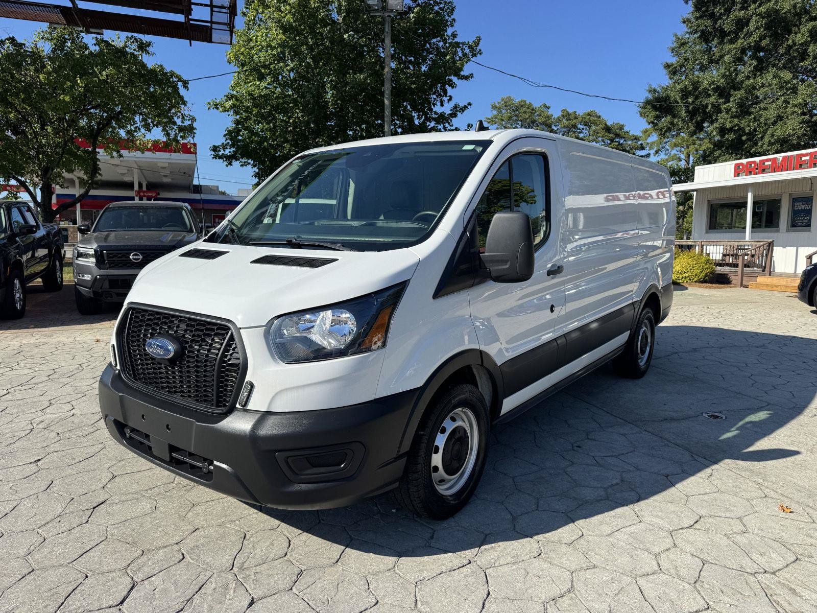 Used 2024 Ford Transit 150 Low Roof RWD image 6