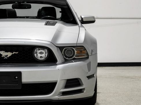 Used 2013 Ford Mustang GT Premium w/ Comfort Pkg RWD image 48