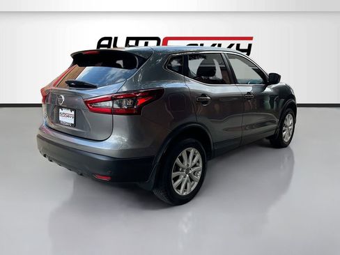 Used 2022 Nissan Rogue Sport S FWD image 7