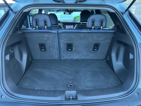 Used 2022 Chevrolet Bolt EUV Premier w/ Super Cruise Package image 9