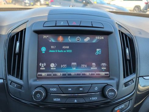 Used 2017 Buick Regal AWD image 21