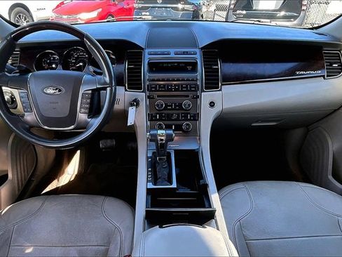 Used 2010 Ford Taurus Limited image 7