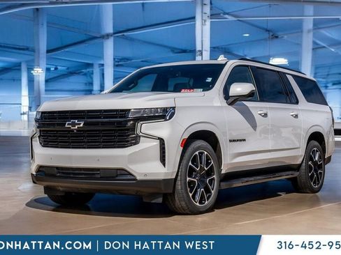 Used 2023 Chevrolet Suburban RST w/ Luxury Package image 1