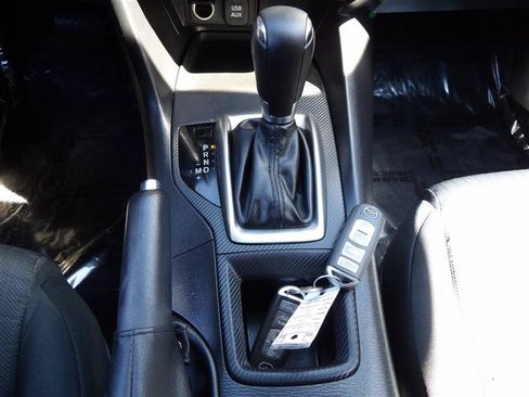 Used 2015 MAZDA MAZDA3 i SV image 17