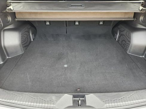 Certified 2025 Subaru Forester Premium AWD/4WD image 33