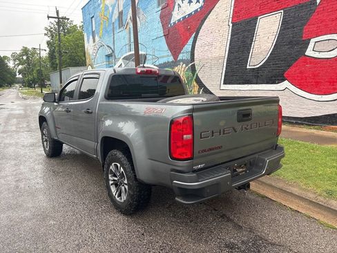 Used 2022 Chevrolet Colorado Z71 AWD/4WD image 5