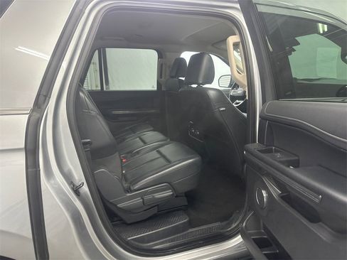 Used 2024 Ford Expedition Max XLT image 17