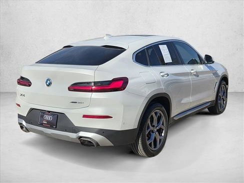 Used 2023 BMW X4 xDrive30i image 5