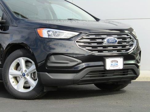Used 2019 Ford Edge SE w/ SE Fleet Driver's Package image 5