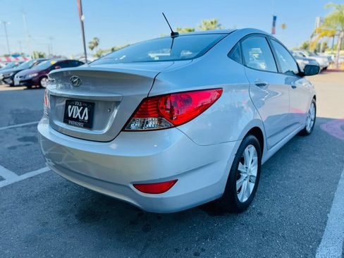 Used 2014 Hyundai Accent GLS w/ Option Group 2 FWD image 5