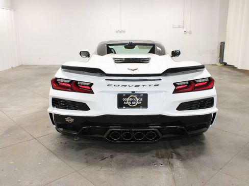 New 2026 Chevrolet Corvette Z06 w/ Stealth Interior Trim Package RWD image 7