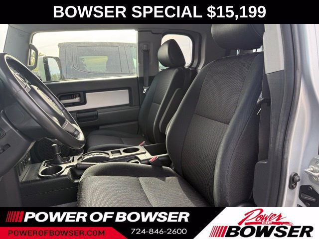 Used 2007 Toyota FJ Cruiser 4WD image 2
