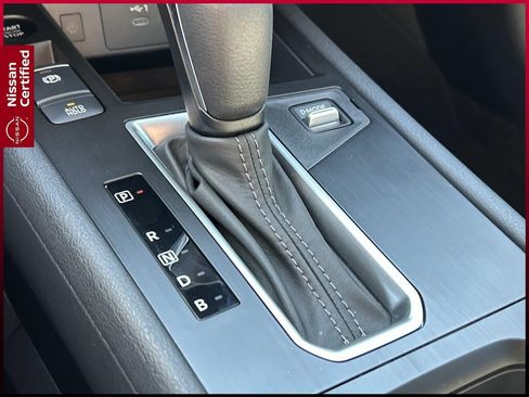 Certified 2025 Nissan Kicks SV w/ SV Premium Package FWD image 28