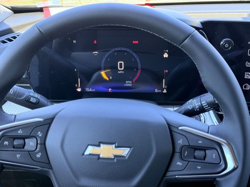 New 2026 Chevrolet Trax LT image 12