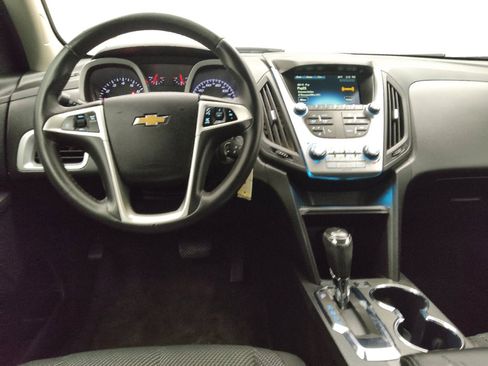 Used 2017 Chevrolet Equinox LT w/ Convenience Package FWD image 22