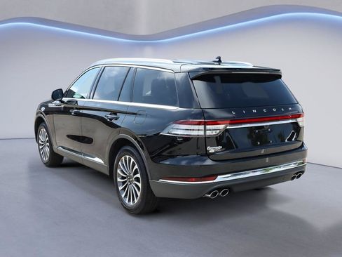 Certified 2023 Lincoln Aviator Reserve w/ Elements Package Plus AWD/4WD image 5