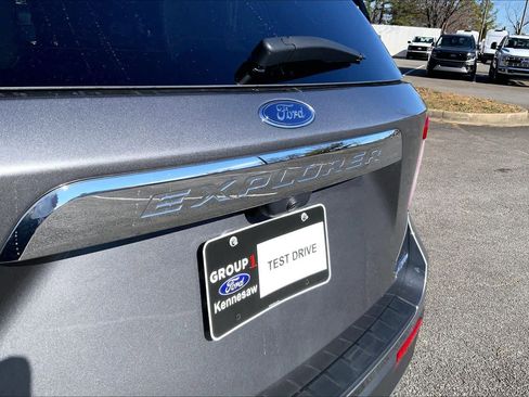 Used 2023 Ford Explorer XLT w/ Equipment Group 202A image 29