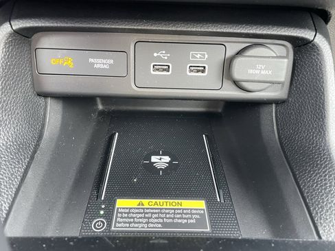 Used 2024 Honda Civic Touring image 31