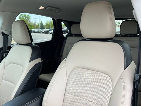 Certified 2022 Ford Escape Titanium FWD image 13