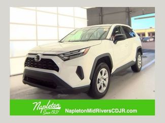 Used 2025 Toyota RAV4 LE FWD video 1