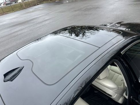 Used 2018 BMW 750i xDrive image 22