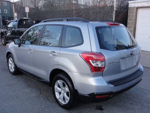 Used 2015 Subaru Forester 2.5i w/ Alloy Wheel Package AWD/4WD image 3