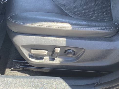 Used 2024 Toyota Camry XSE FWD image 18