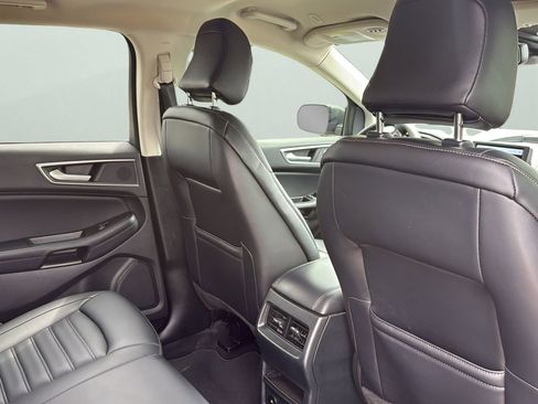 Certified 2024 Ford Edge SEL w/ Convenience Package AWD/4WD image 28