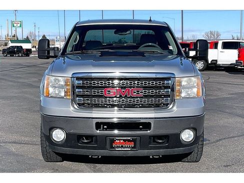 Used 2012 GMC Sierra 2500 SLE w/ SLE Preferred Package AWD/4WD image 3
