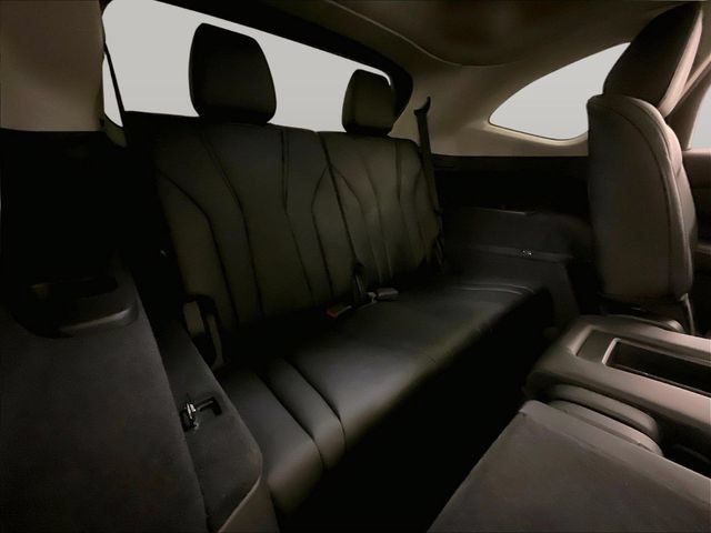 Used 2022 Acura MDX SH-AWD image 27