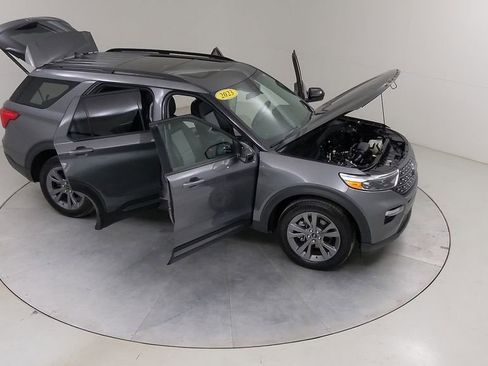 Certified 2022 Ford Explorer XLT w/ Equipment Group 202A image 50