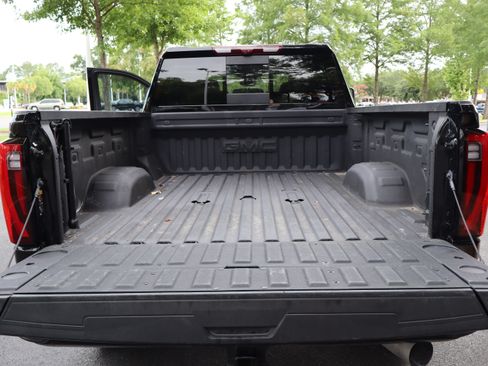 Used 2025 GMC Sierra 2500 Denali w/ Denali Reserve Package AWD/4WD image 50