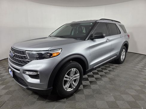 Used 2023 Ford Explorer XLT w/ Equipment Group 202A image 1