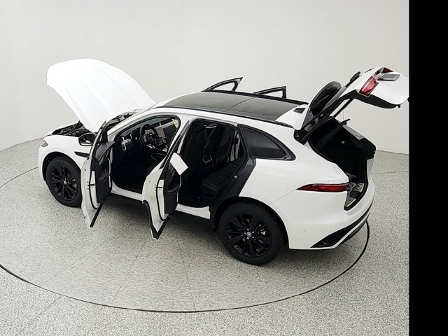 New 2026 Jaguar F-PACE R-Dynamic S AWD/4WD image 39